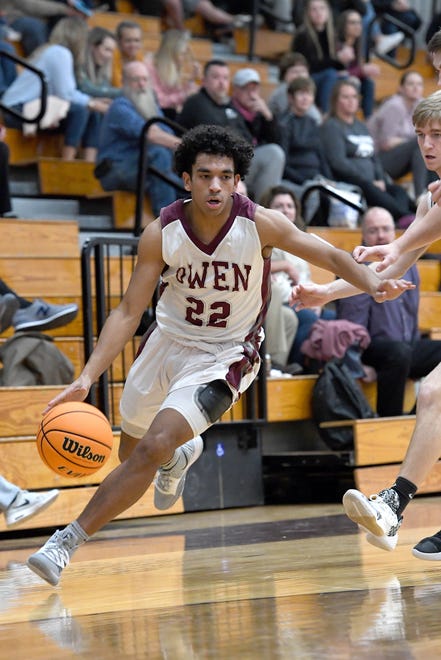 Owen's Dequan Boyce drives toward the basket against North Buncombe during their game at Owen High School on Jan. 2, 2020.