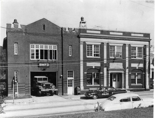 This image of Black Mountain shows 223 and 225 W. State Street from the 1950s.